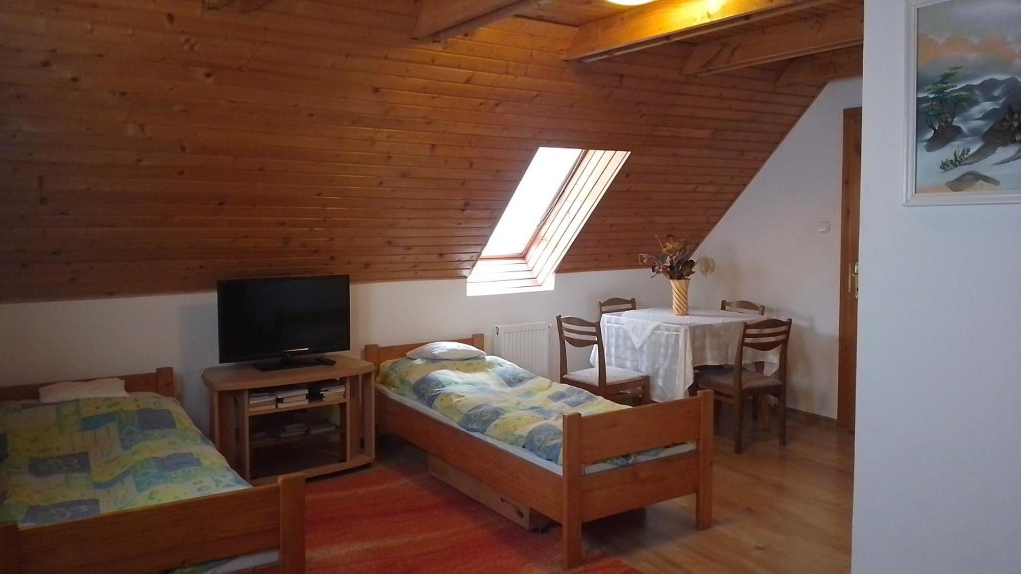 Erzsebet Vendeghaz Es Apartman Hajduszoboszlo Exterior photo