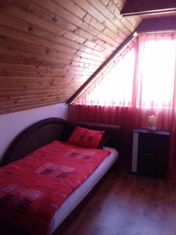 Erzsebet Vendeghaz Es Apartman Hajduszoboszlo Exterior photo